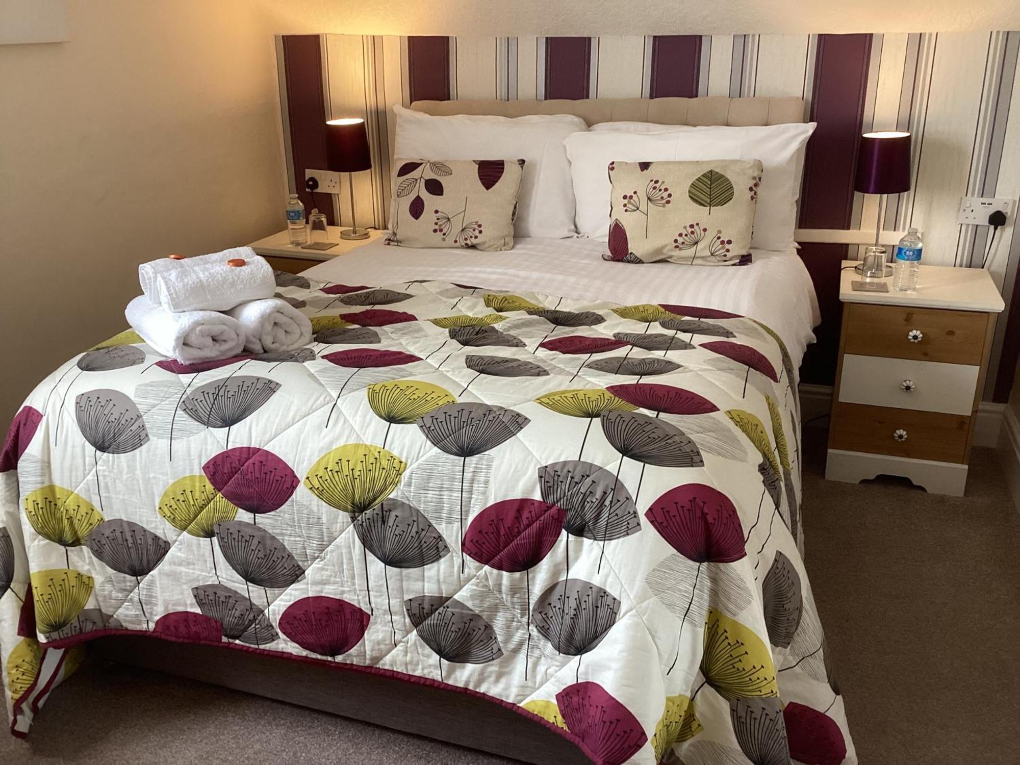 Agar House 4*